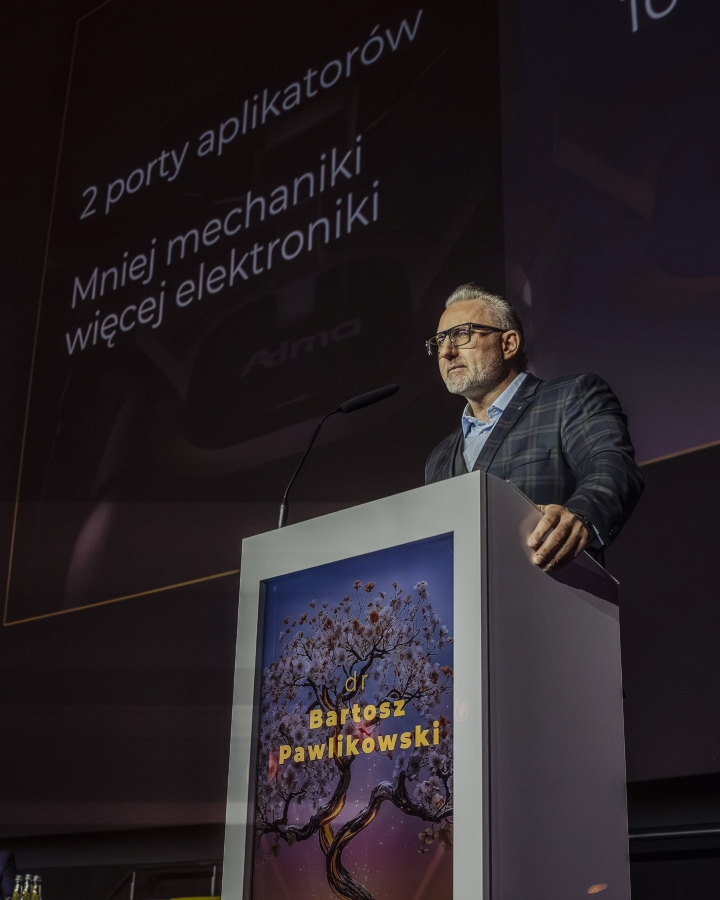 dr Bartosz Pawlikowski dr Bartosz Pawlikowski