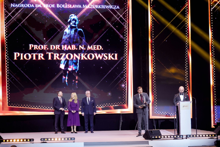 Prof. dr hab. n. med. Piotr Trzonowski Prof. dr hab. n. med. Piotr Trzonowski