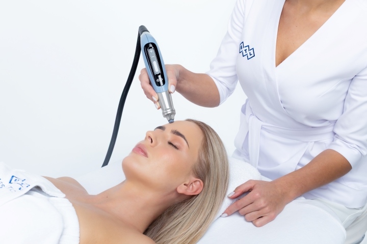 EMFUSION to urządzenie kosmetyczne