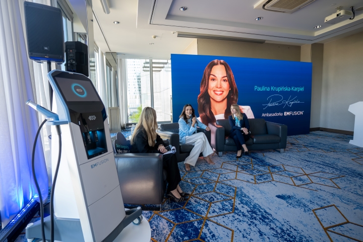 Julia Grabowska, Paulina Krupińska-Karpiel, Karolina Gajda