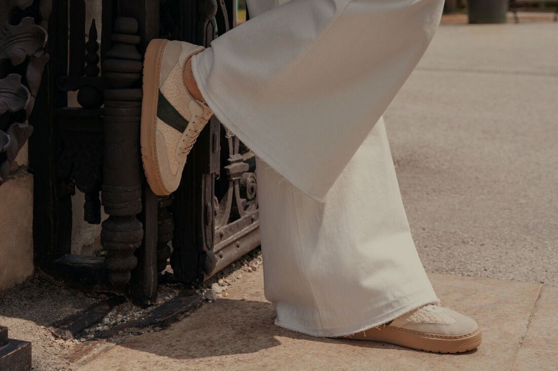Sneakersy damskie – obuwie, które stało się klasyką 