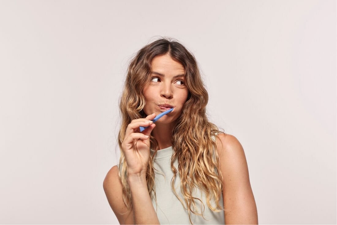 Zdrowy i biały uśmiech - nowa era wybielania zębów w domowym rytuale od ALPINE WHITE 