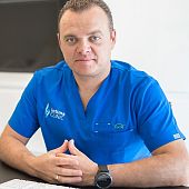 Dr n. med. Tomasz Basta