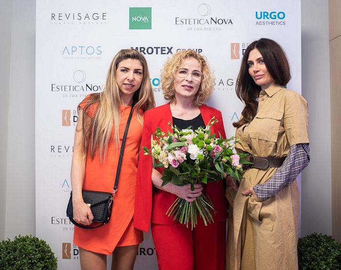 Na zdj. Agnieszka Grzegorczyk (MROTEX Group), dr Ewa Rybicka (Estetica Nova), Ewa Bukowska