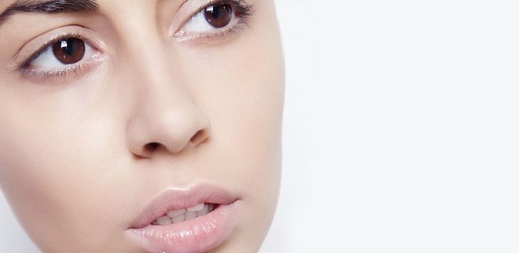 Zmniejszanie ust – nowy trend w chirurgii plastycznej 