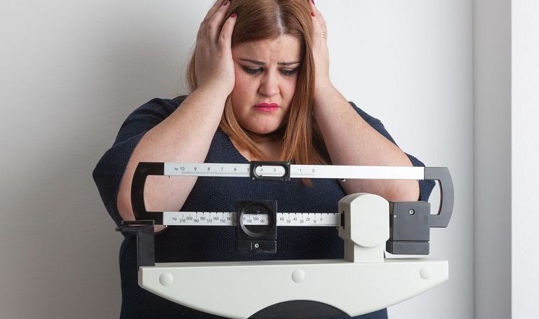 Wstydliwe słowo: otyłość. Jak rozpoznać, że to już nie nadwaga, a otyłość?