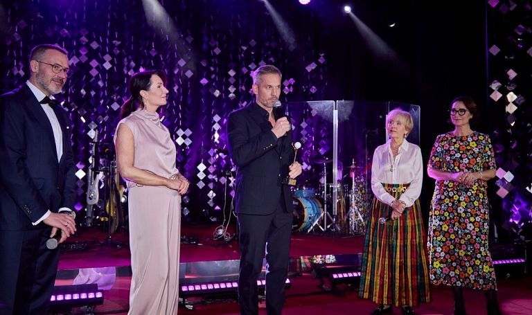 IBSA Derma z dwoma nagrodami Perły Dermatologii Estetycznej w kategorii Zabieg Roku 2025 i Produkt Roku 2025