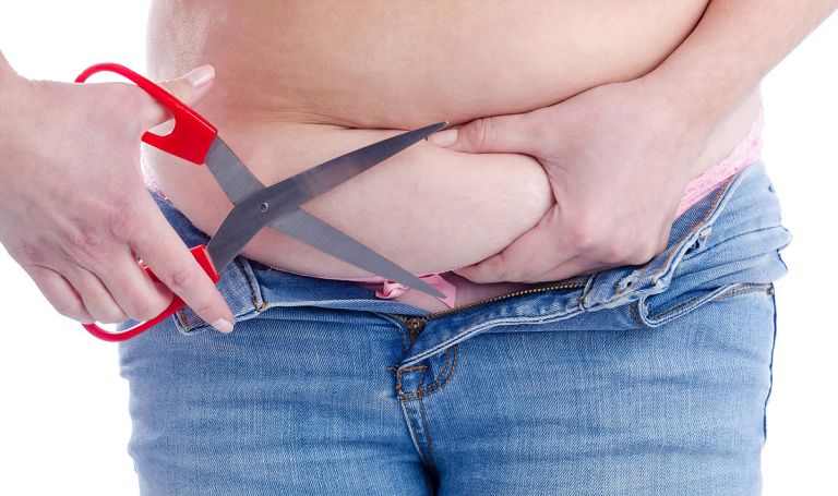 Lipoliza iniekcyjna - sposób na redukcję tłuszczu i cellulit