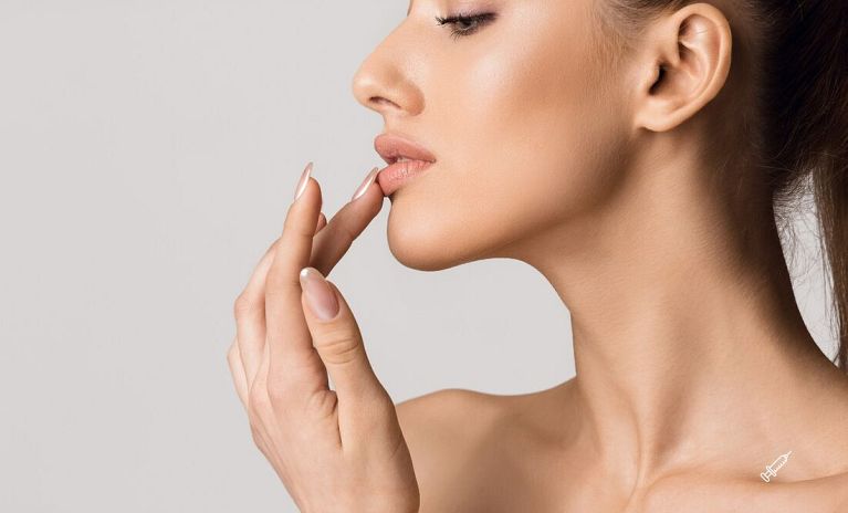 Trend Narrow Lips - rewolucja w modelowaniu ust?