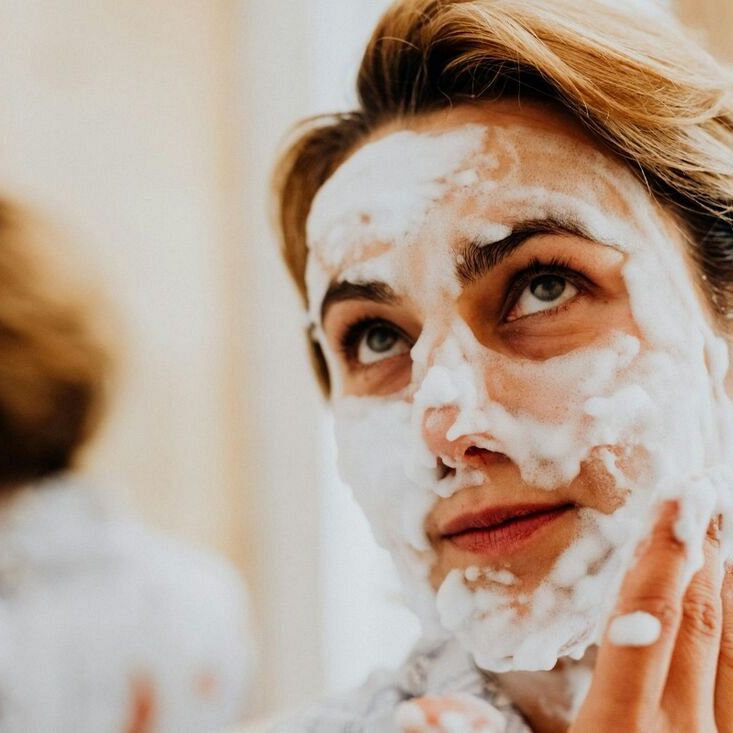 Pielęgnacja cery pod makijaż – najważniejsze kroki